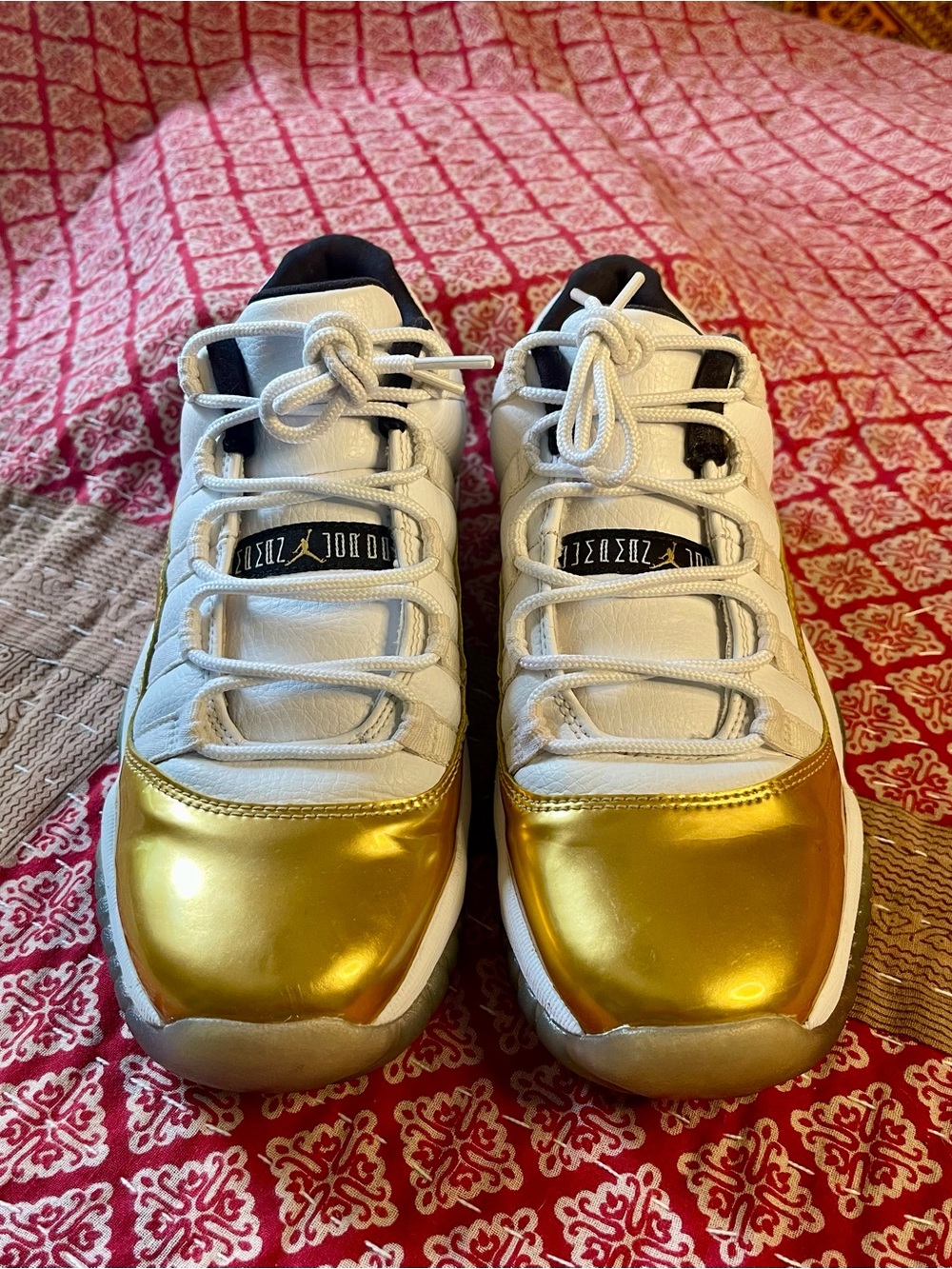 Air Jordan 11 Retro Low "Closing Ceremony" Sneakers (Style Code: 528895-103) - Picture 3 of 10